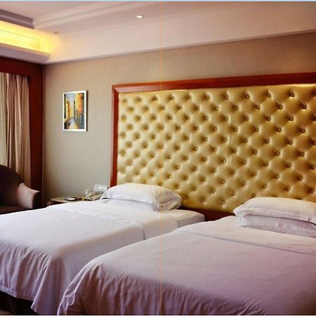 St. Tropez Hotel Csangsa Kültér fotó
