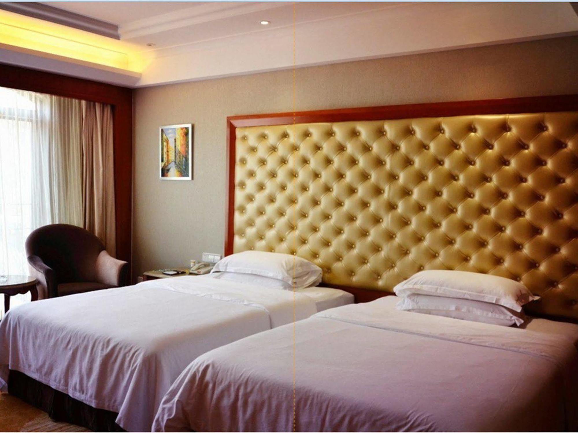 St. Tropez Hotel Csangsa Kültér fotó