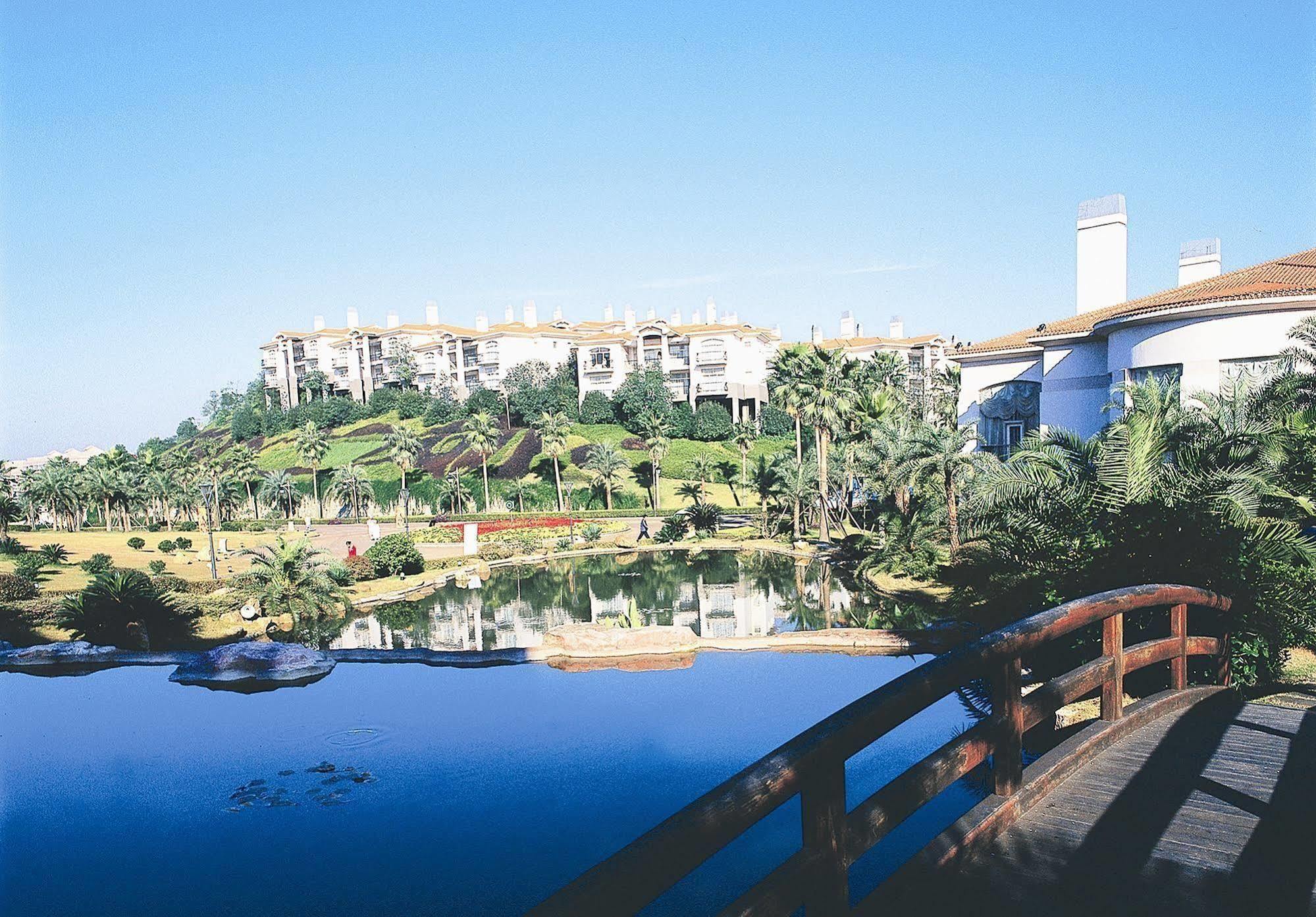 St. Tropez Hotel Csangsa Kültér fotó